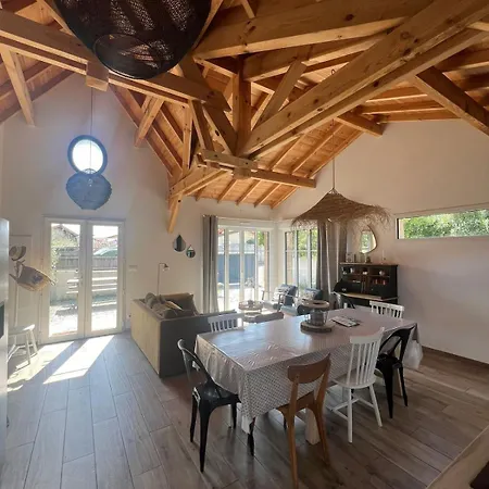 Maison De 4 Etoiles, Sud Villa *