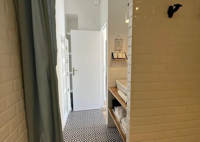 Maison De 4 Etoiles, Sud *